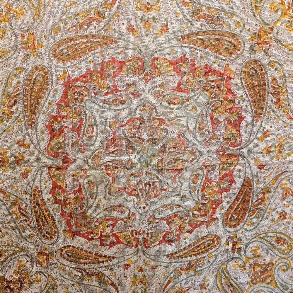NWOT Beckwoman 37"x39" Gold Metallic Indian Cotton Square Scarf - Picture 4 of 5
